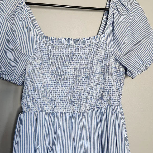 J Crew Midi Puff Sleeve White And Blue Striped Dress - Picture 4 of 11